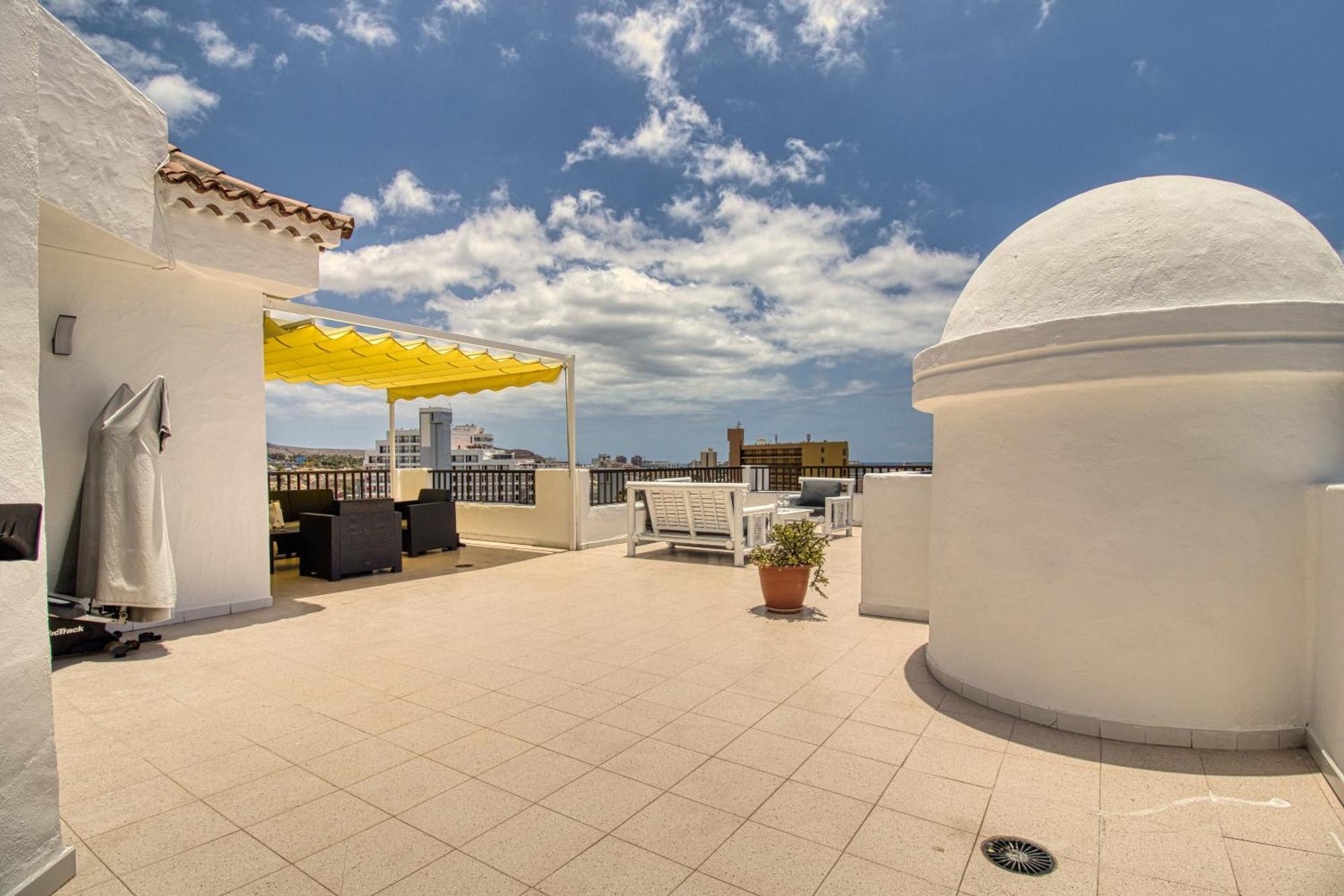 Апартаменты Penthouse Sea View Jacuzzy Terrace & Pool Плайя-Фаньябе Экстерьер фото