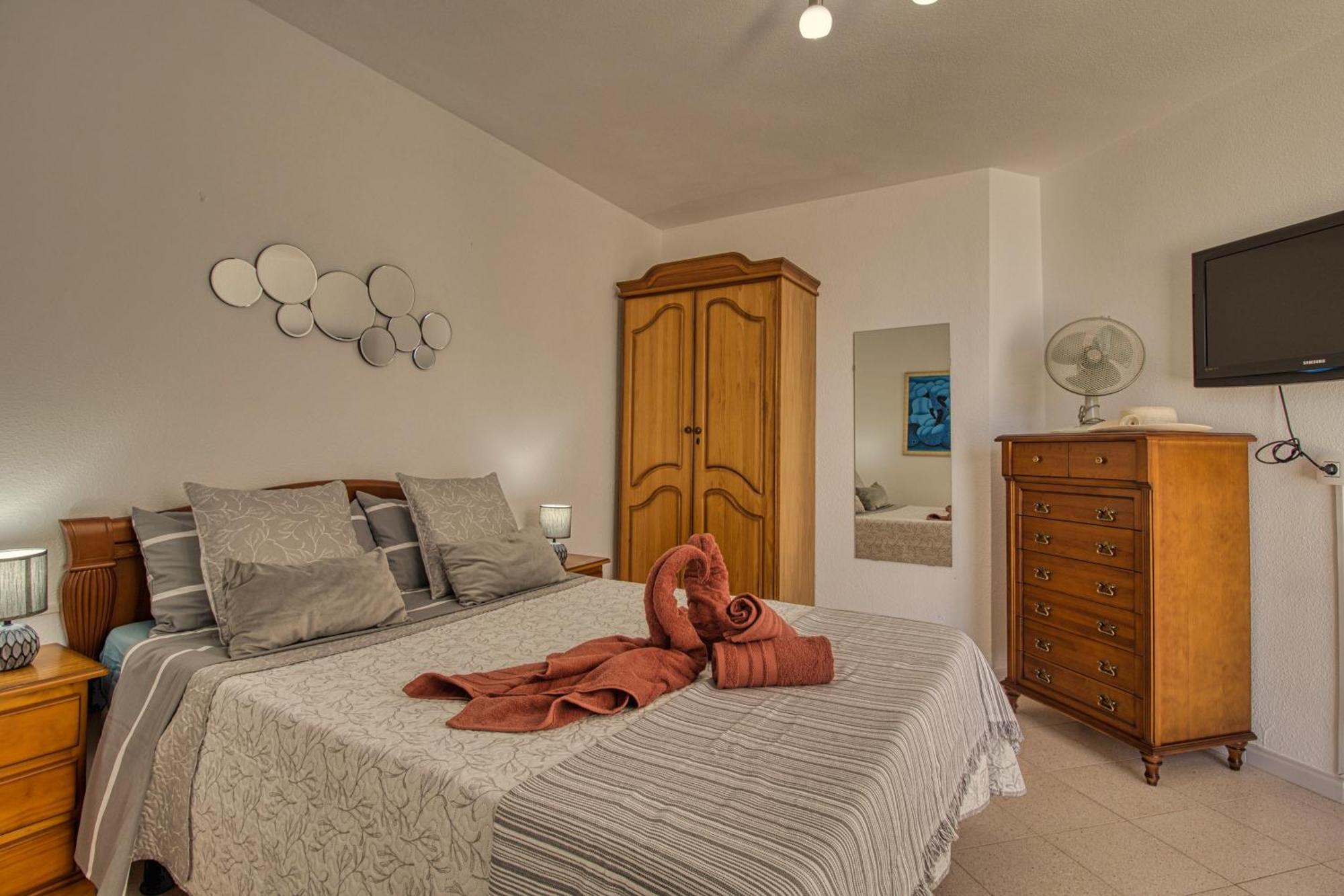 Апартаменты Penthouse Sea View Jacuzzy Terrace & Pool Плайя-Фаньябе Экстерьер фото